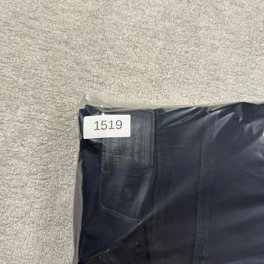 Levi Strauss & Co. Signature levi strauss